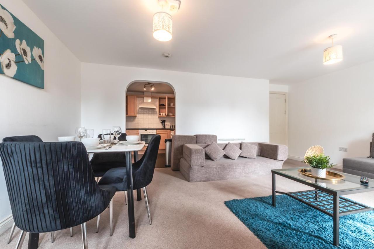 Best Price! Large Spacious 2 Bed Apartment - King Size Or Single Beds, Sofabeds, Smart Tvs, Free Parking Southampton Dış mekan fotoğraf